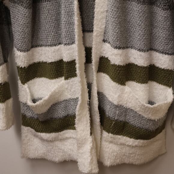 Stitch Fix Pink Clover Women's Millicent Size Medium Tunic White Green Gray - Picture 4 of 13